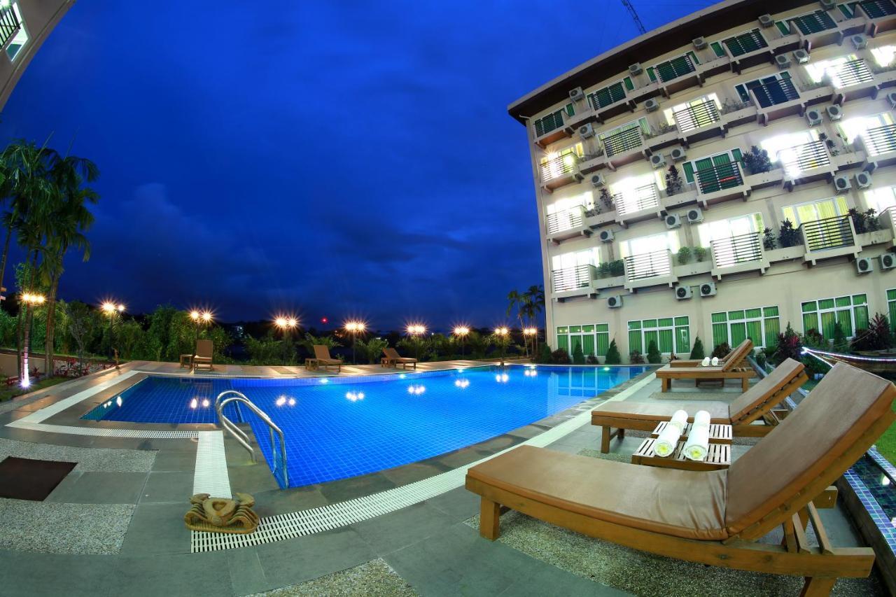 Hotel Sincere Smile Rangoon Buitenkant foto