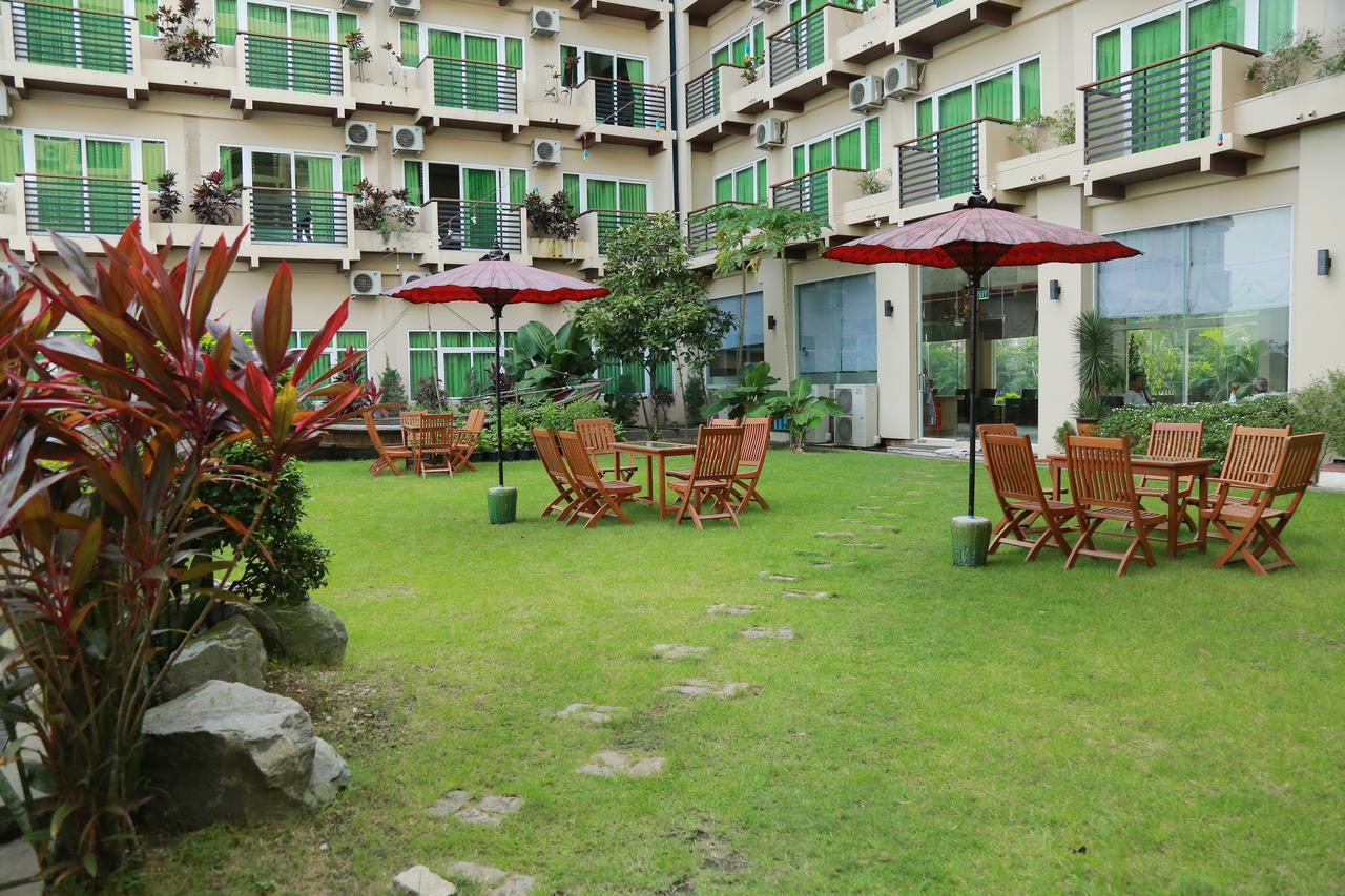 Hotel Sincere Smile Rangoon Buitenkant foto