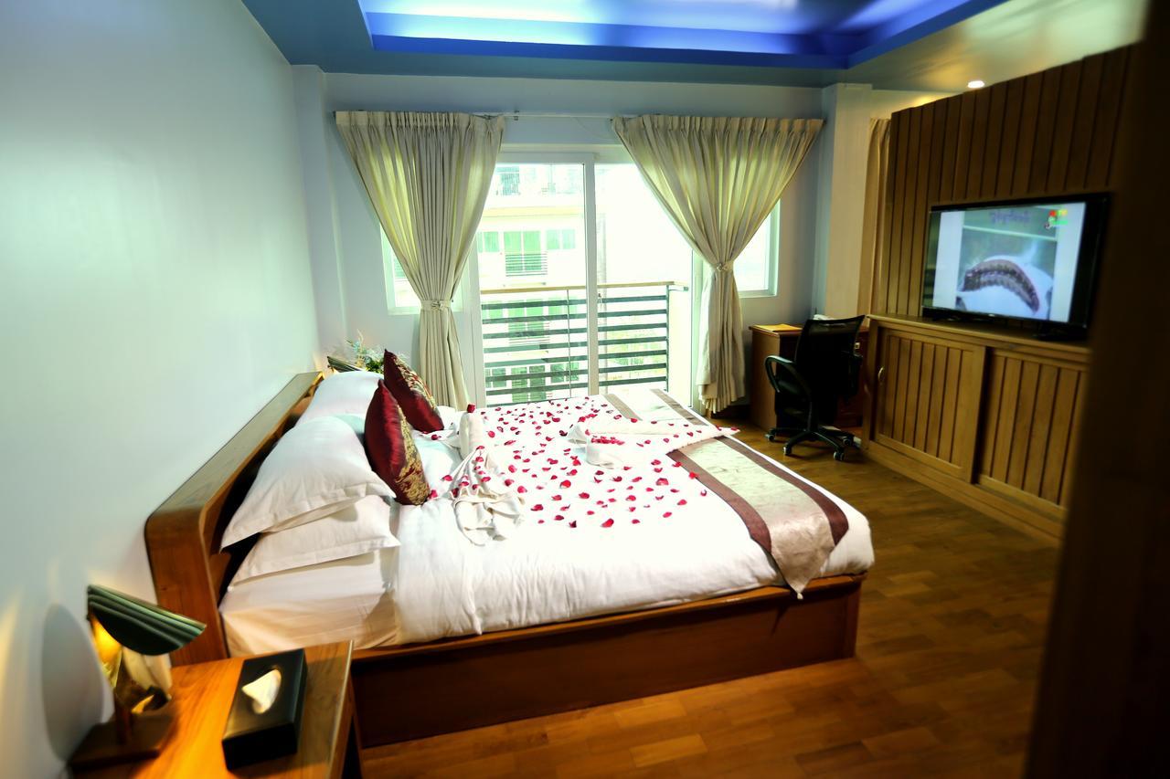 Hotel Sincere Smile Rangoon Buitenkant foto